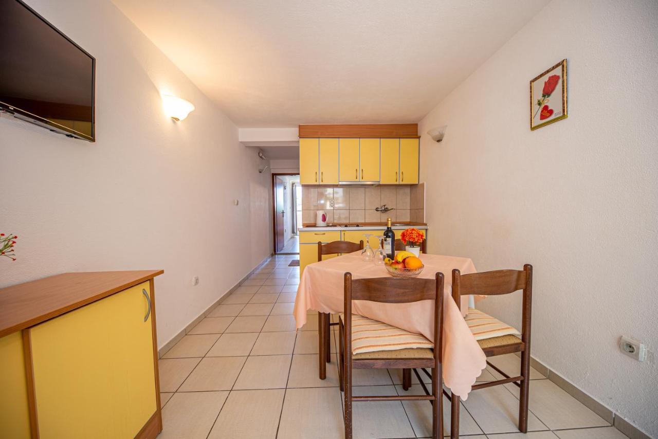 Apartment Knezevic Petrovac Zewnętrze zdjęcie