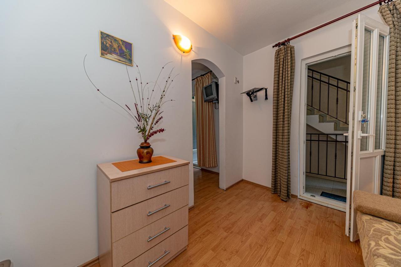 Apartment Knezevic Petrovac Zewnętrze zdjęcie