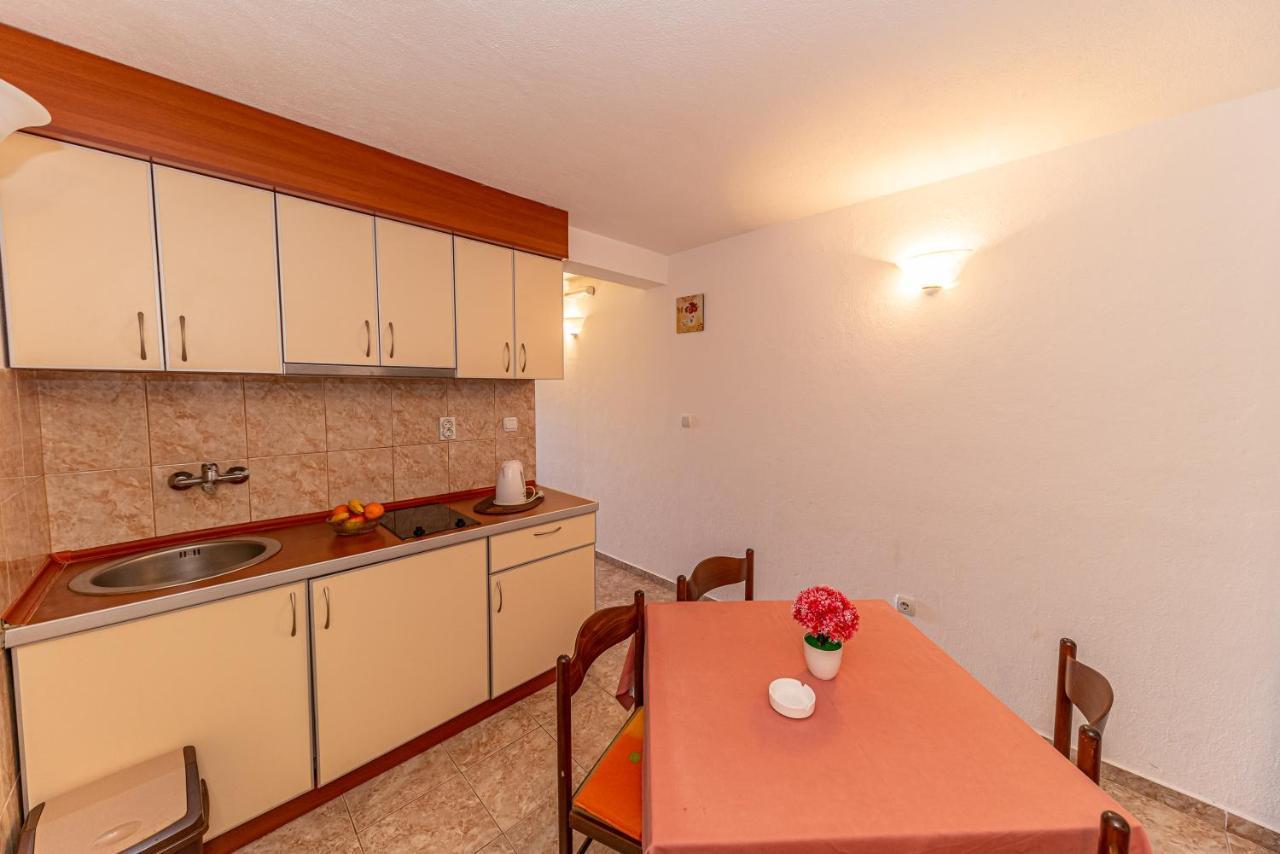 Apartment Knezevic Petrovac Zewnętrze zdjęcie